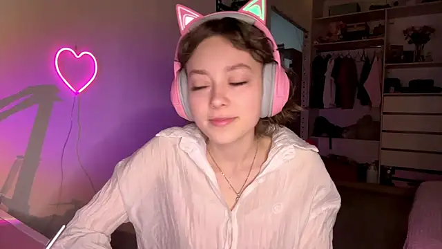 SlunkRear online show from February 2026 10:09:02 PM