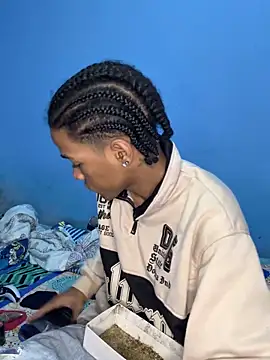 mondacuo3000 online show from March 2026 05:40:01 PM