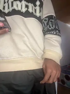 mondacuo3000 online show from April 2026 06:36:02 PM