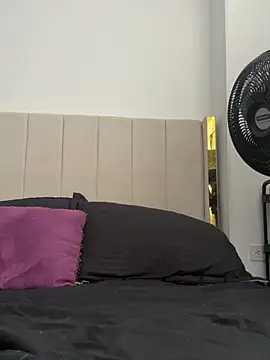 Snapshot of zahra_zaid chatting on February 2026 03:01:01 PM zahra zaid online show from February 2026 03:01:01 PM