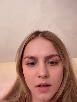 Snapshot of lillit_vivit chatting on February 2026 11:18:02 AM lillit vivit online show from February 2026 11:18:02 AM