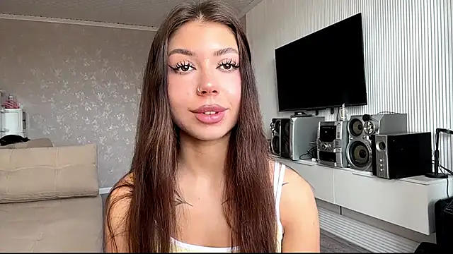 You Club Winx online show from April 2026 07:22:02 AM