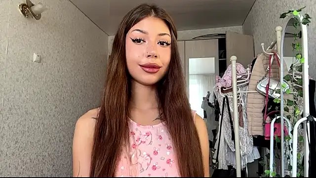 Snapshot of You_Club_Winx chatting on July 2026 08:12:01 AM You Club Winx online show from July 2026 08:12:01 AM