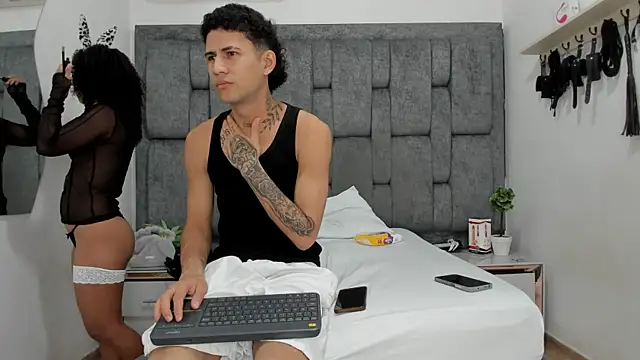 NaughtyVibes OS online show from April 2026 02:16:01 AM