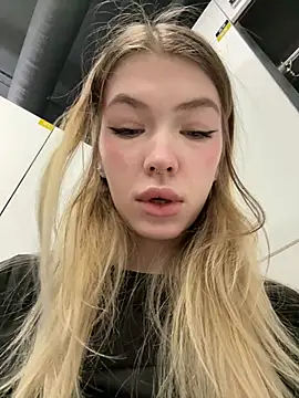 Mia Star69 online show from February 2026 03:01:01 PM