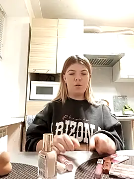 EvaTallor online show from February 2026 04:51:01 PM