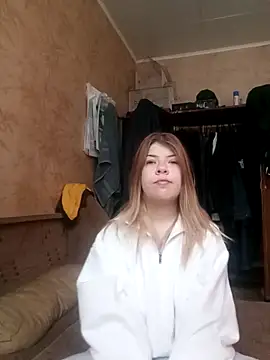 EvaTallor online show from February 2026 05:18:02 AM