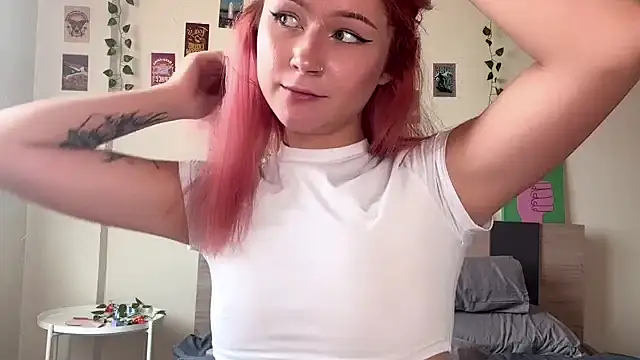 pixieyes00n online show from February 2026 07:10:02 AM