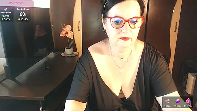 exiMIlf online show from June 2026 02:55:02 PM