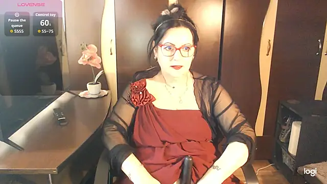 exiMIlf online show from April 2026 12:32:02 PM