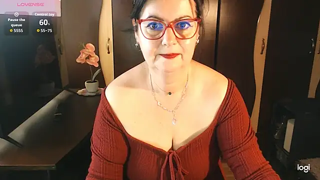 exiMIlf online show from April 2026 10:41:01 AM