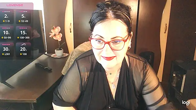 exiMIlf online show from June 2026 10:49:02 AM