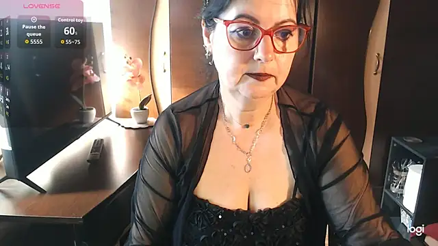 exiMIlf online show from March 2026 01:03:02 PM