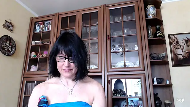 Snapshot of Vlastelina chatting on March 2026 06:40:01 AM Vlastelina online show from March 2026 06:40:01 AM