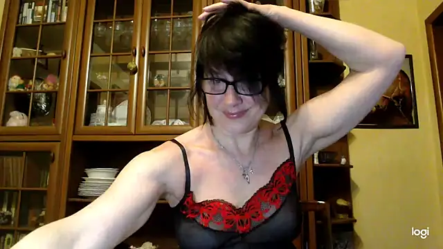 Snapshot of Vlastelina chatting on April 2026 06:48:01 PM Vlastelina online show from April 2026 06:48:01 PM