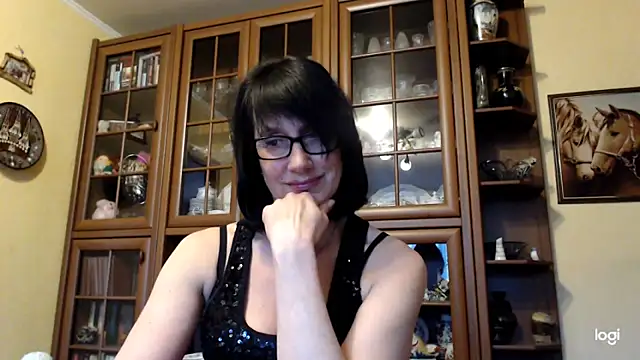 Snapshot of Vlastelina chatting on March 2026 02:32:02 PM Vlastelina online show from March 2026 02:32:02 PM