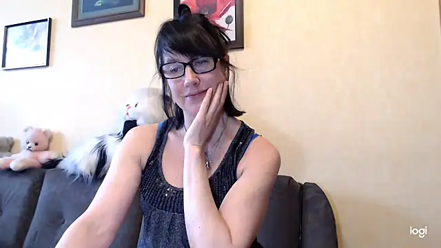 Snapshot of Vlastelina chatting on March 2026 06:19:02 AM Vlastelina online show from March 2026 06:19:02 AM