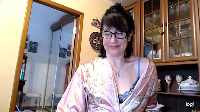 Snapshot of Vlastelina chatting on March 2026 11:57:01 AM Vlastelina online show from March 2026 11:57:01 AM