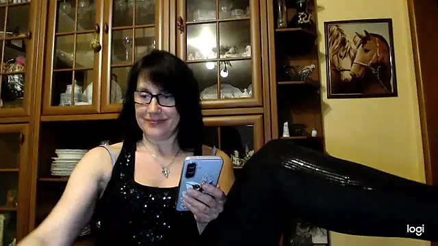 Snapshot of Vlastelina chatting on March 2026 07:28:01 PM Vlastelina online show from March 2026 07:28:01 PM