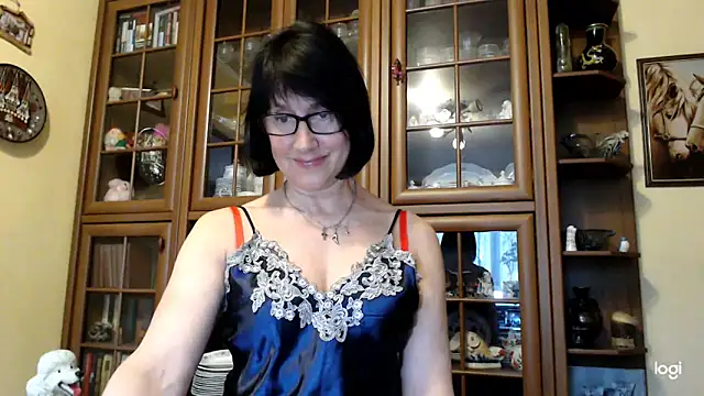 Snapshot of Vlastelina chatting on April 2026 01:50:02 PM Vlastelina online show from April 2026 01:50:02 PM