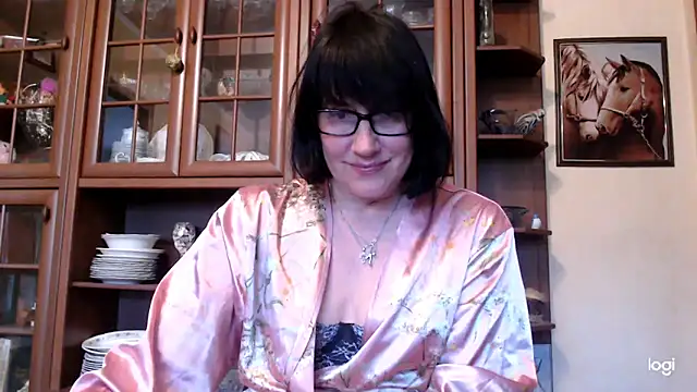 Snapshot of Vlastelina chatting on April 2026 02:21:01 PM Vlastelina online show from April 2026 02:21:01 PM