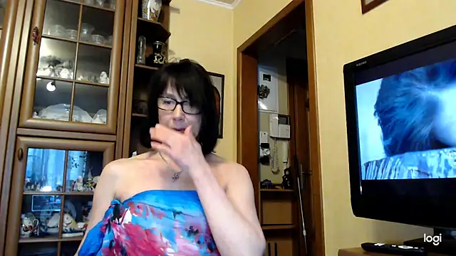 Snapshot of Vlastelina chatting on March 2026 02:43:01 PM Vlastelina online show from March 2026 02:43:01 PM