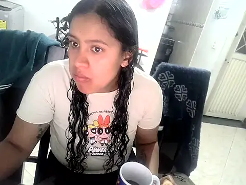 luna E online show from April 2026 11:06:02 AM