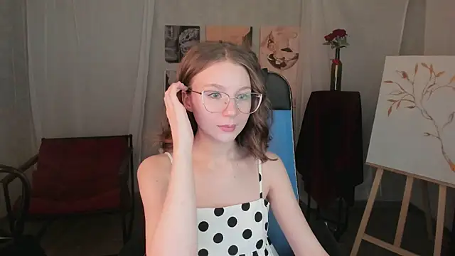 ElliFrankenweenie online show from February 2026 06:18:02 PM