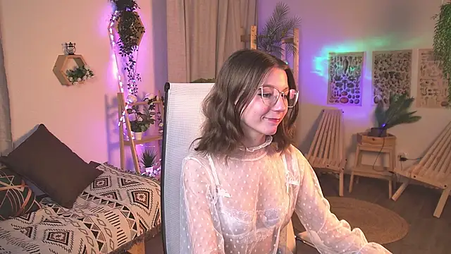 ElliFrankenweenie online show from April 2026 06:20:02 AM