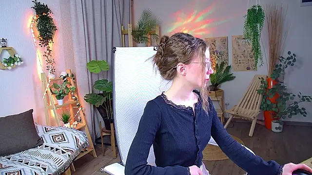 ElliFrankenweenie online show from March 2026 07:02:01 AM