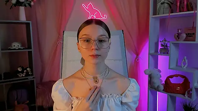 ElliFrankenweenie online show from February 2026 06:36:02 AM