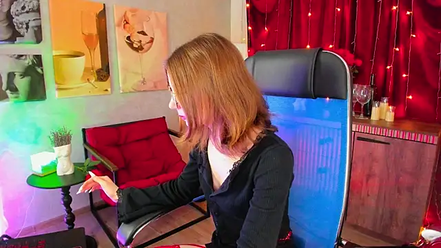 ElliFrankenweenie online show from April 2026 06:20:02 AM