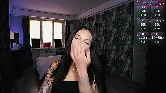comeherehoney online show from April 2026 02:32:02 PM