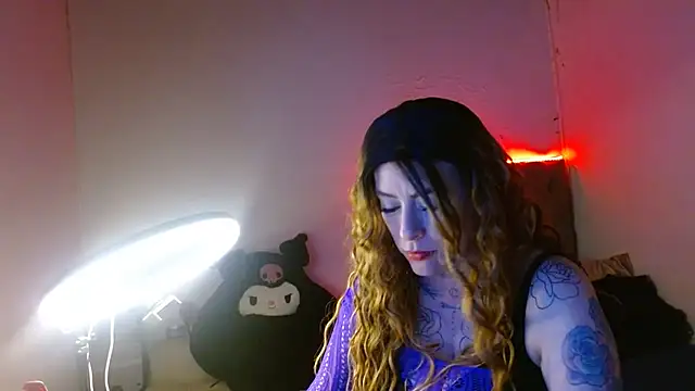 mia vantt online show from April 2026 08:53:02 PM