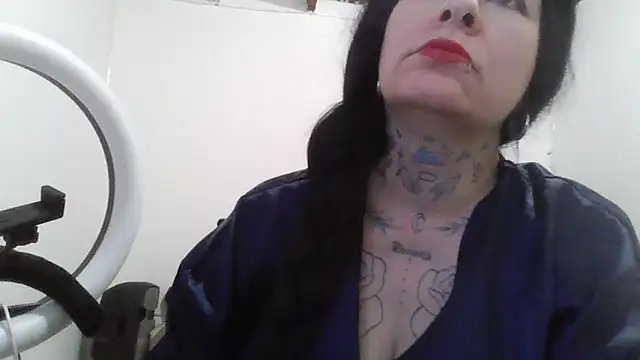 mia vantt online show from March 2026 12:50:02 PM