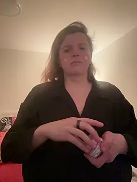 Laura-Loveyou online show from March 2026 05:40:01 PM