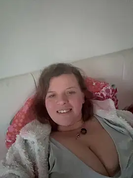 Laura-Loveyou online show from March 2026 05:07:01 PM