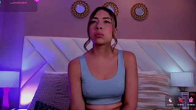 ValeryGomezz online show from June 2026 02:22:02 PM