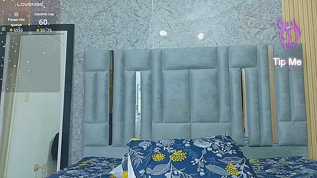 misspaula online show from April 2026 02:24:02 AM