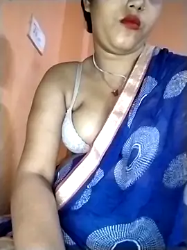 Nency Love143 online show from April 2026 09:39:33 PM