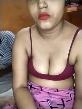 Nency Love143 online show from May 2026 06:57:01 PM