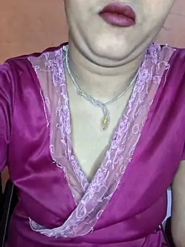 Nency Love143 online show from June 2026 06:17:01 PM