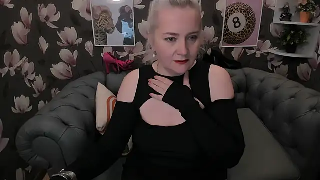 Victoria Notti online show from April 2026 11:07:02 AM