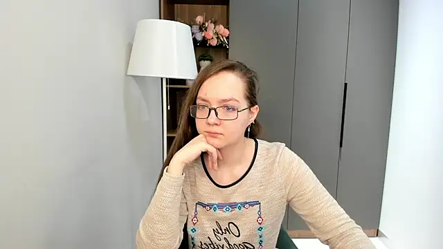 Snapshot of KatheyWasinger chatting on February 2026 02:55:02 AM KatheyWasinger online show from February 2026 02:55:02 AM