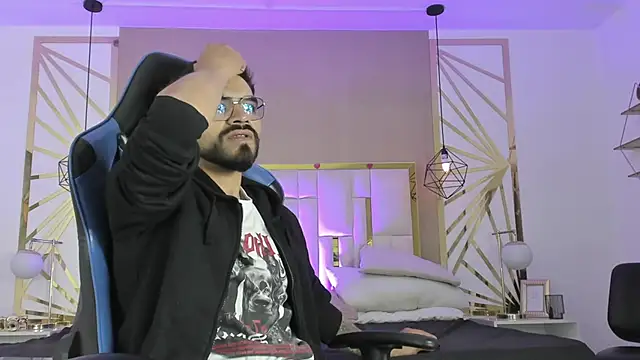 HotPulse vc online show from February 2026 12:49:01 PM