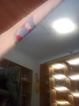 eva vidal  online show from April 2026 04:33:01 PM