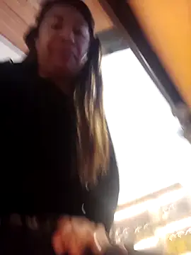 eva vidal  online show from April 2026 05:05:02 PM