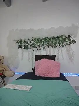 Snapshot of laila_d chatting on June 2026 10:22:02 PM laila d online show from June 2026 10:22:02 PM
