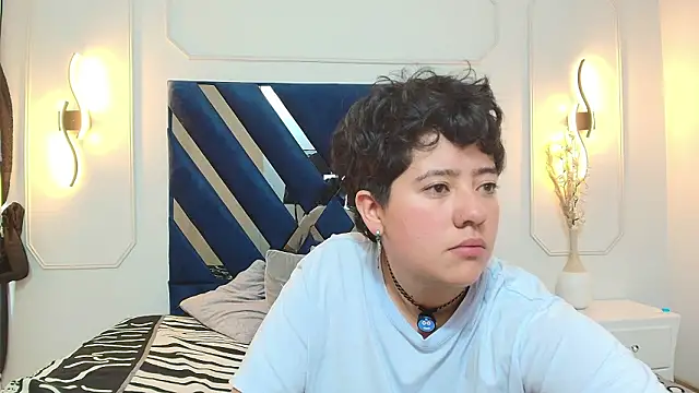 Gaia n Nix online show from March 2026 05:53:02 PM