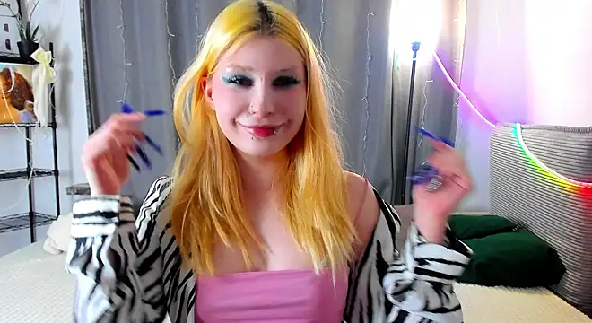 WarmAtEdges online show from February 2026 02:06:02 PM